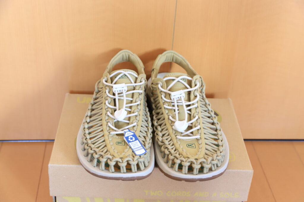 KEEN　ユニーク