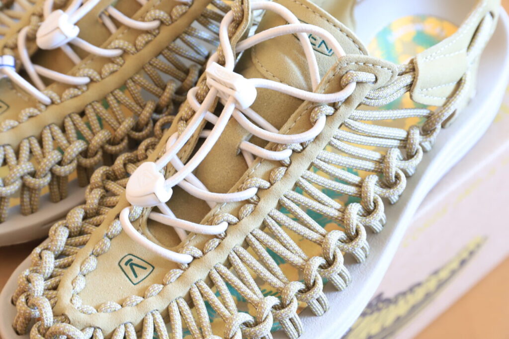 KEEN　ユニーク
